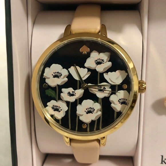 NWT Kate spade Holland Watch and Stud Earring Set - Picture 3 of 5